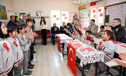 İl Emniyet Müdürü Kayhan AY'dan öğrencilere anlamlı ziyaret