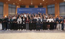 İş Bankası 'Altın Gençler'i ödüllendirdi