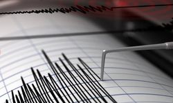 Japonya'da 7,6 büyüklüğünde deprem