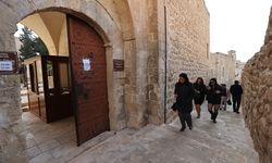 Mardin'de tarihi Kırklar Kilisesi'nde Noel ayini düzenlendi