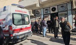 Sıvaları dökülen kıraathanedeki 2 kişi yaralandı