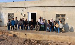 70 yıllık evli çift, sevgileriyle çevresine örnek oluyor