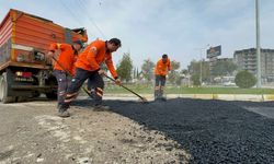 Adıyaman Sümerevler ve Karapınar'da Caddeleri Onarılıyor