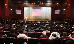 TARPOL Yönetim Kurulu Başkanı Eker, MAÜ'de 'İnsan, Toplum ve Medeniyet' dersine konuk oldu