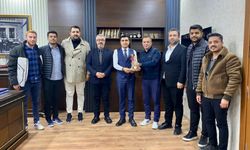 Tut Kaymakamından Şampiyon Öğretmenlere Kutlama