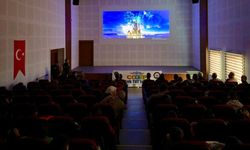 Tut Kaymakamlığı Çocuklara Sinema İzletti