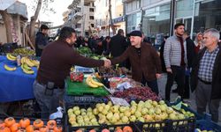 Vali Osman Varol, Turgut Reis Semt Pazarı esnafıyla buluştu