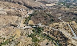 Zarova Köprüsü ile 4 yıldır Siirt'le Şırnak'ı bağlıyor
