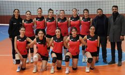 Depremin İzlerini Smaçlarla Siliyorlar: Hedef Şampiyonluk