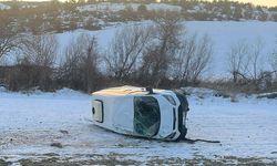 Adıyaman'da devrilen minibüsteki 4 kişi yaralandı