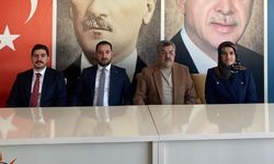 AK Parti Başkanı Çadır, Çalışmalarını Basınla Paylaştı