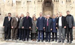 AK Parti’li Zorlu Halep Valiliğini Ziyaret Etti