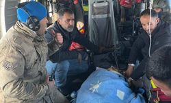 Jandarma yaşlı hastayı helikopterle hastaneye ulaştırdı