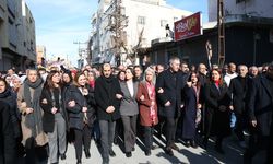 DEM Parti Eş Genel Başkanları Mardin'de yürüyüşe katıldı