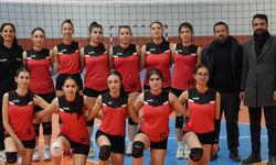 Depremzede kız voleybol takımı şampiyonluğa odaklandı