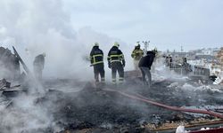Diyarbakır'da okulun çatısında çıkan yangın söndürüldü