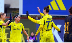 Fenerbahçe Futbol Takımı’ndan Tarihi Galibiyet