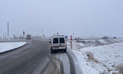 GÜNCELLEME - Şanlıurfa'da kar yağışı etkili oluyor