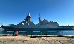 İtalya Deniz Kuvvetleri gemisi Antalya limanı'nda