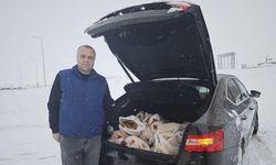 Kahta'da evlerinden çıkamayanlara ekmek desteği