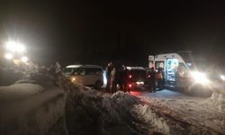 Malatya'da kar nedeniyle mahsur kalan yaralı ve beraberindekiler kurtarıldı