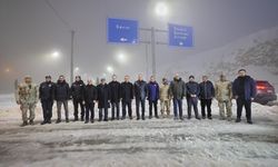 Mardin Valisi Akkoyun karla mücadele çalışmasını inceledi