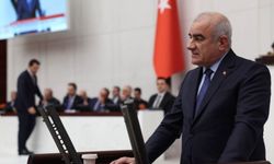 Özhan: 'Gazeteciler toplumun en güvenilir sığınağıdır'