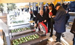 Sani Konukoğlu Mezarı Başında Dualarla Anıldı