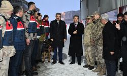 Şırnak Valisi Birol Ekici, güvenlik güçlerinin yeni yılını kutladı