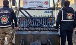 Akçakale’de kamyonda 51 silah ve 41 şarjör ele geçirildi