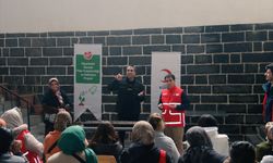 Türk Kızılay Sur Şubesinden kadın ve gençlere kışlık sebze fidesi yetiştiriciliği eğitimi