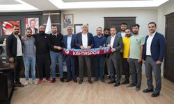 Hallaç'tan Kahta 02 Spor'a Destek Çağrısı