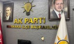 AK Parti Marmara İlçe Başkanlığı'na taşlı saldırı