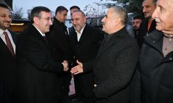 Yılmaz, Siirt’te Valilik ve Parti Teşkilatını Ziyaret Etti