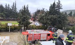 Nurdağı'nda ilkokulun bacasında çıkan yangın söndürüldü