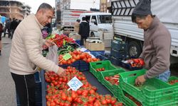 Pazarda fiyatlar yükseldi, alım gücü düştü