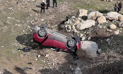 Şırnak’ta şarampole devrilen araçta sürücü ağır yaralı