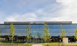 Şişecam’dan Elektrikli Araçlara Güneş Enerjili Tavan Camı