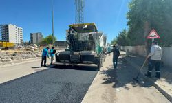 Adıyaman'da Bozbey Caddesi'nde Asfalt Yenileme