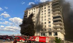 Şanlıurfa'da apartman yangını: 7 kişi etkilendi