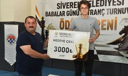 Siverek'te Babalar Günü Satranç Turnuvası'nda Ödüller