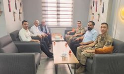 Sason'da şehit ailelerinden jandarmaya anlamlı ziyaret