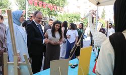 Siirt'te Sıfır Atık Sergisi Dönüşümün Renkleriyle Açıldı