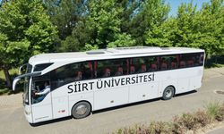 Şoför olarak çalıştığı üniversiteden birincilikle mezun oldu