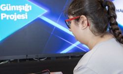 Türk Telekom'dan Az Gören Öğrencilere 5G'li Karne Sevinci