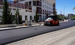 Yeni Sanayi Mahallesi'nde 1.110 m Asfaltla Yol Yenilendi