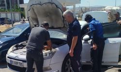 Adıyaman’da Hastane otoparkında araç yangını