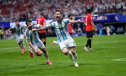 Arjantin'den Muhteşem Geri Dönüş! Çeyrek Finale Yükseldi