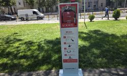 Diyarbakır'da ani kalp durması vakalarına ilk müdahale için kullanılacak cihazlar meydanlara yerleştirildi
