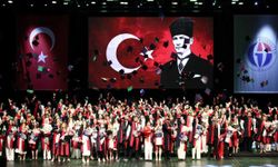 GAÜN Hukuk Fakültesi'nde Mezuniyet Coşkusu